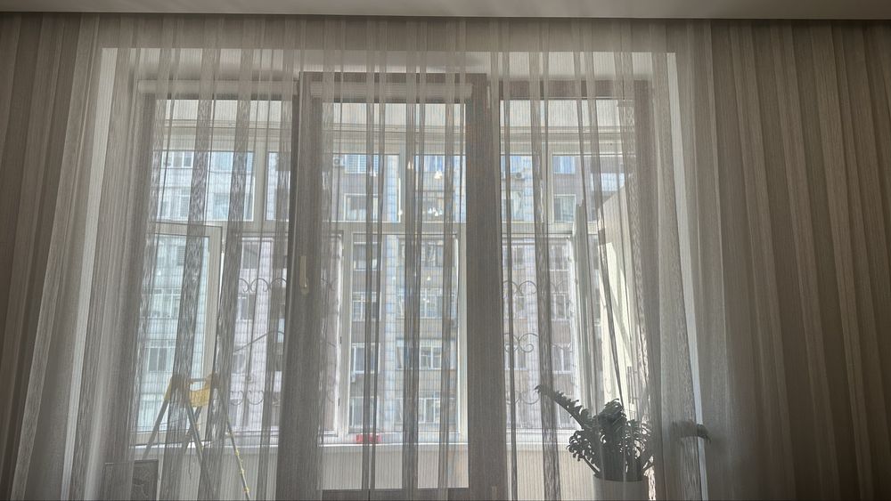 Продается тюль сеточный очень красивый