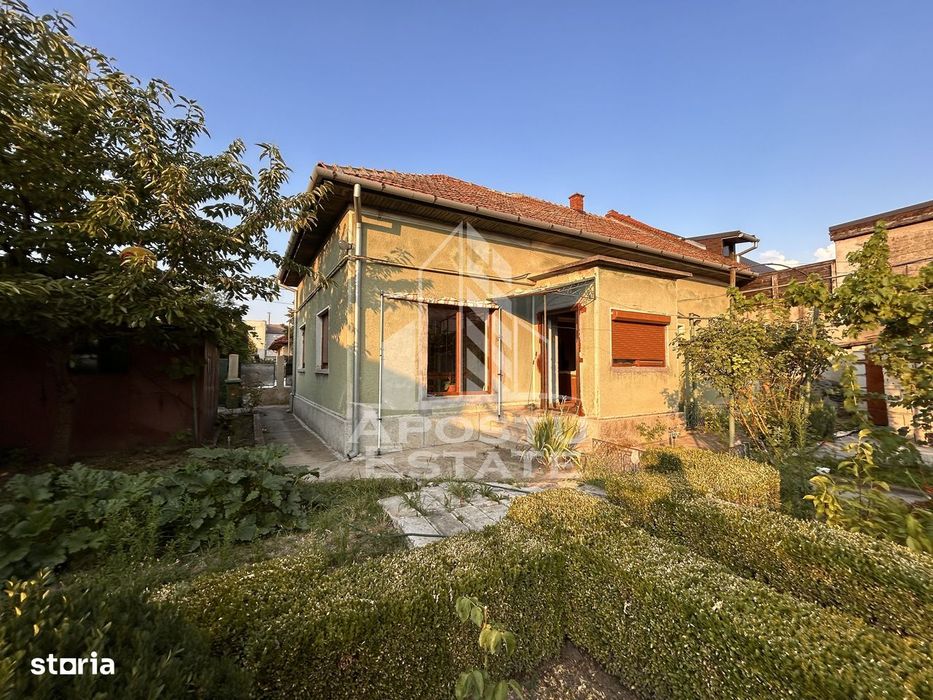 Casă individuală cu teren si garaj in zona Gara de Est, Timișoara