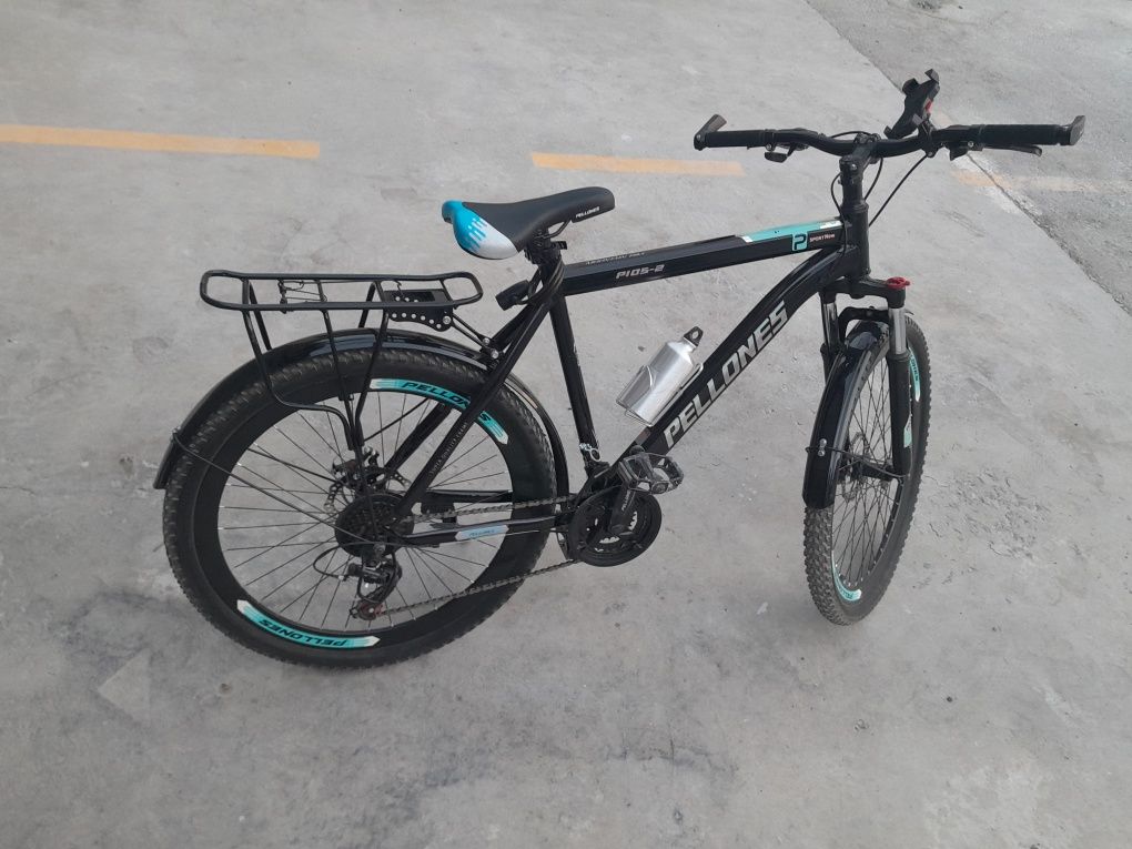 Velosiped Pellones 26 yengil va tez, tog' va shahar uchun moslashgan.