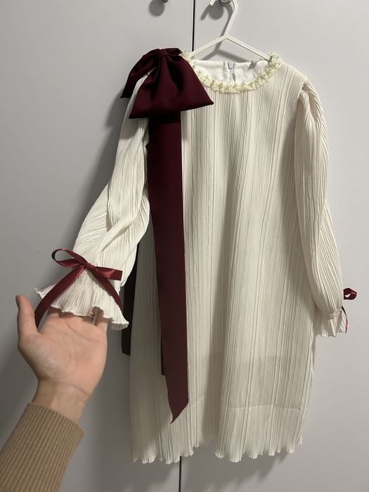 Sarafan nou plisat cu funda maxi detasabila