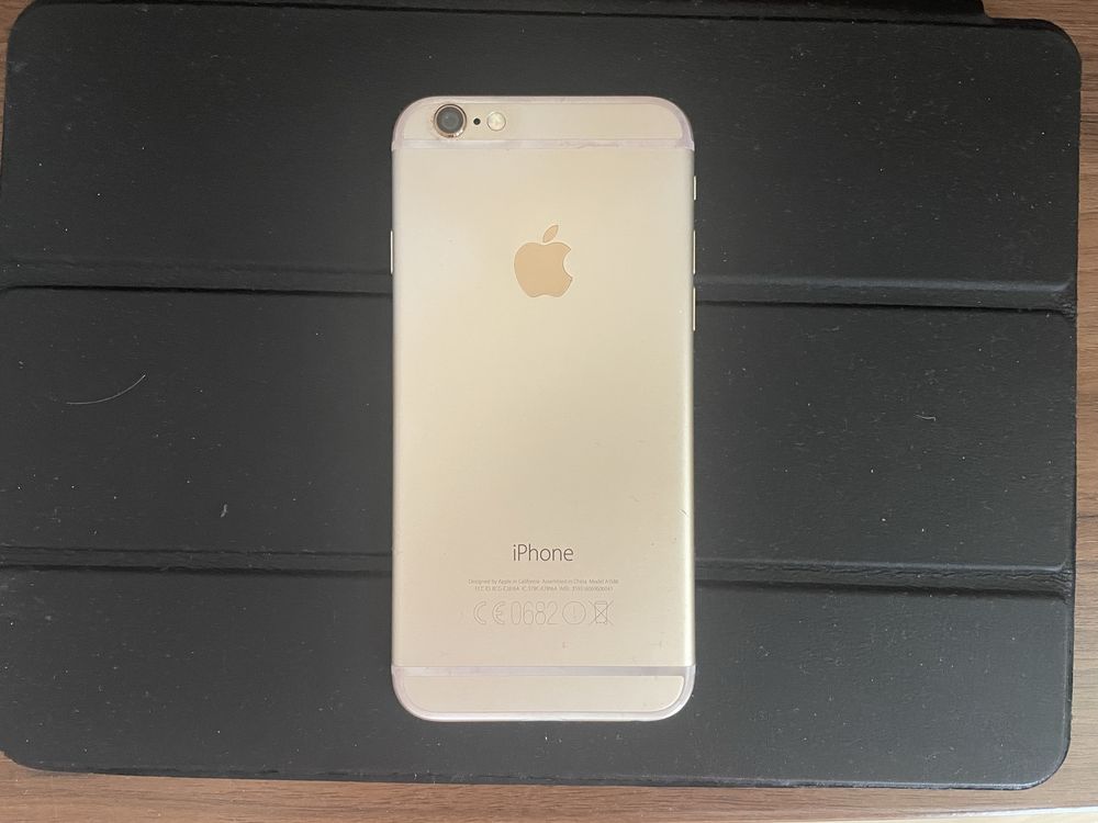 iPhone 6 Зарядное устройство          .