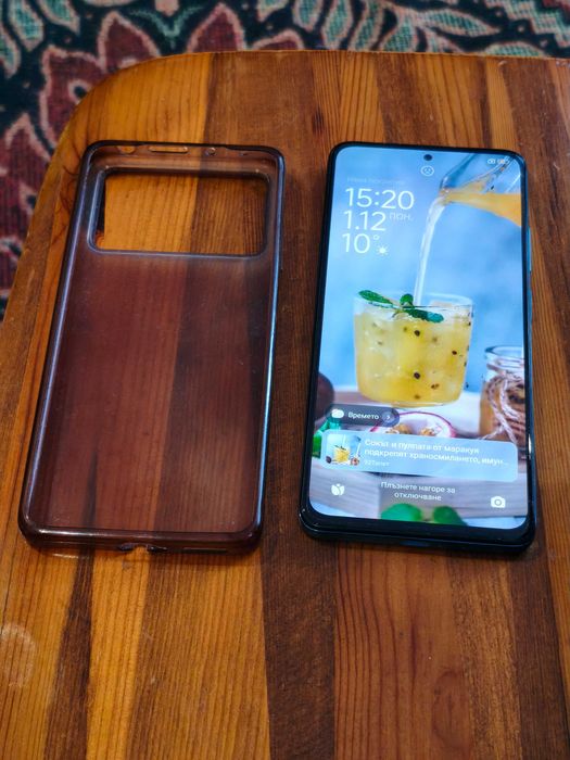 Продавам Poco X4 Pro