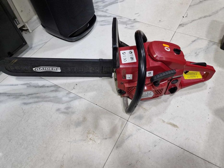 Бензинова резачка Raider RD-GCS19