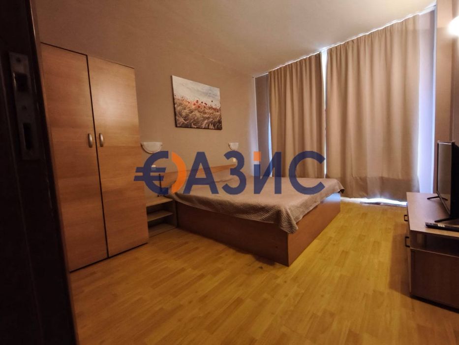 Продава се Двустаен апартамент в Свети Влас - 65 кв.м за 1077 €/кв.м - Снимка #7