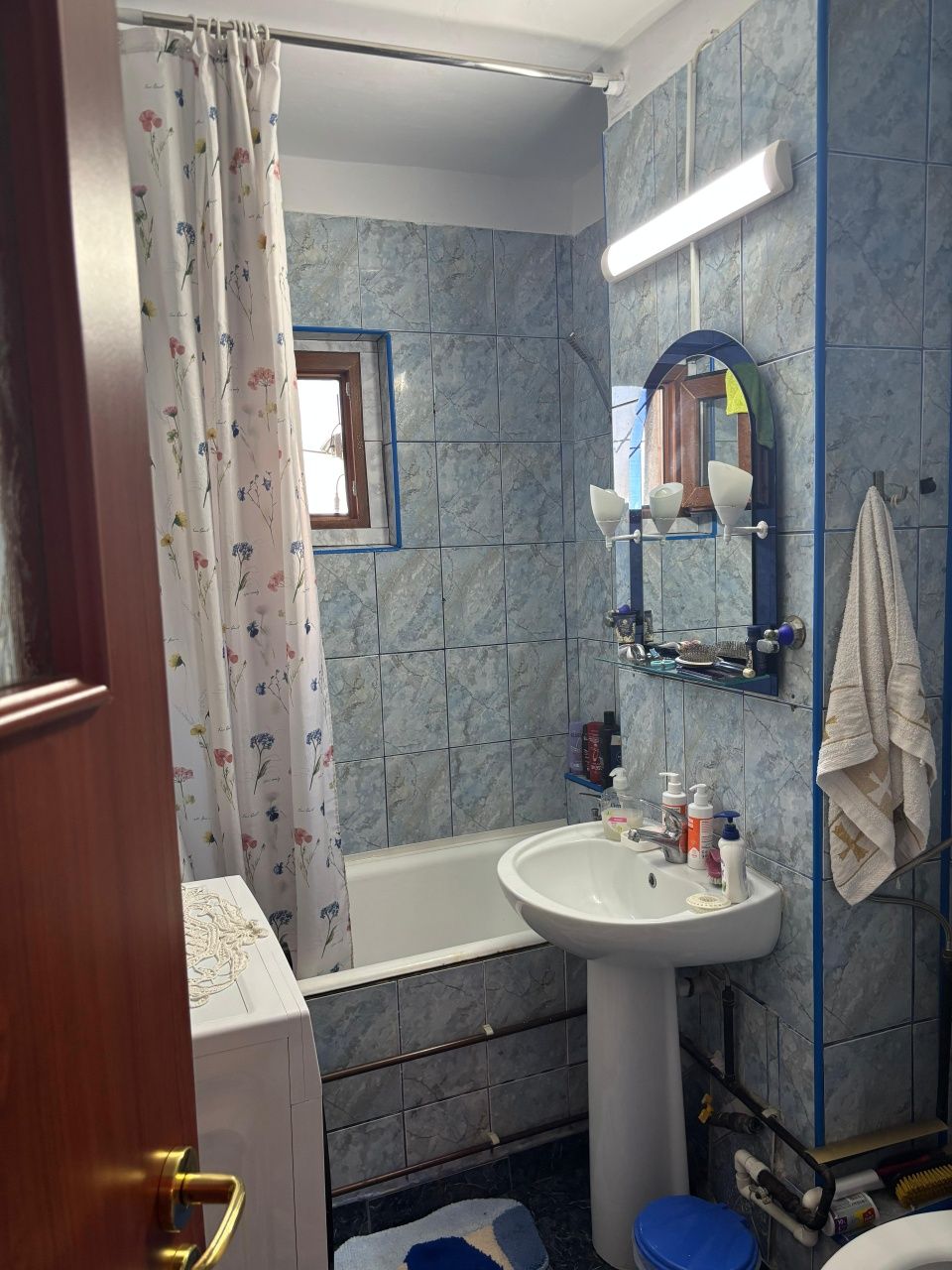 Vând apartament doua camere