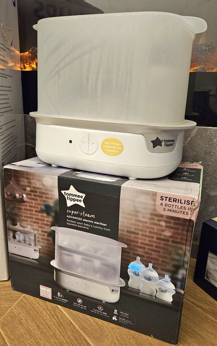 Стерилизатор и Подаръци на Tommee Tippee
