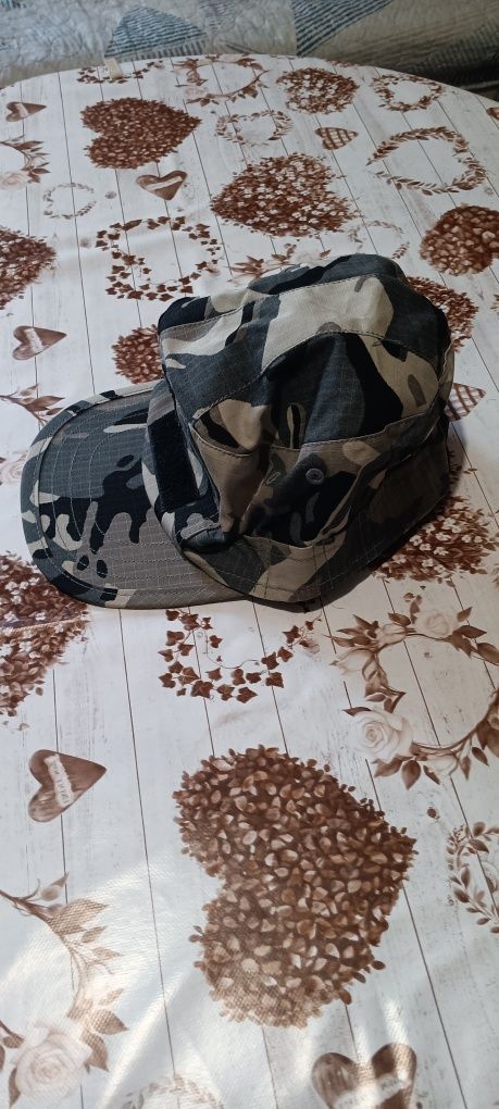 Продавам чисто нова Военна шапка номер 59