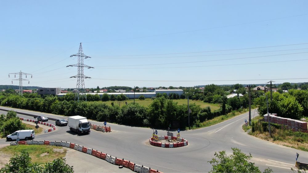 Teren de vazare aproape de Bucuresti excelent pentru spatii comerciale