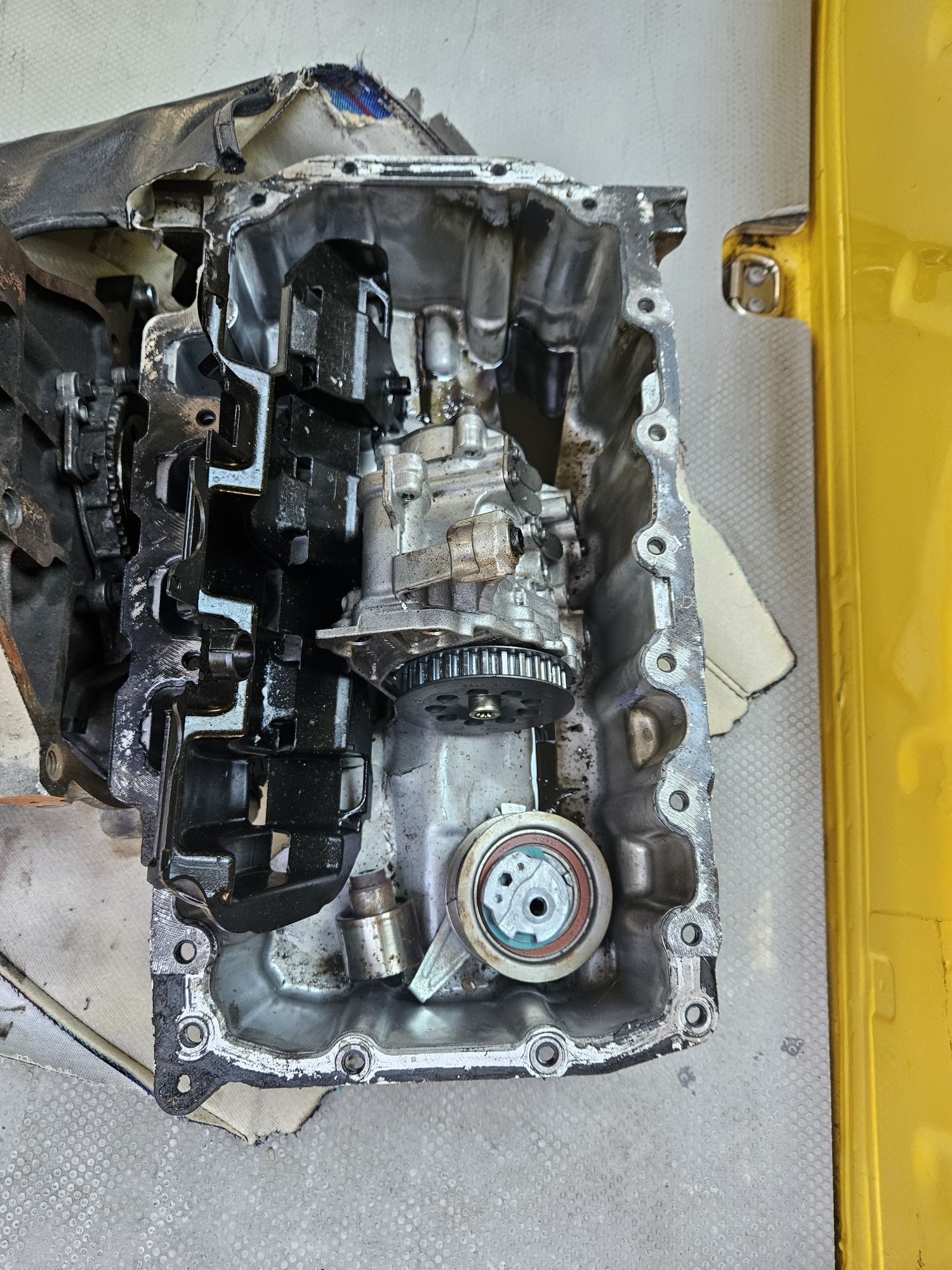 Двигател за vw cady 122коня
