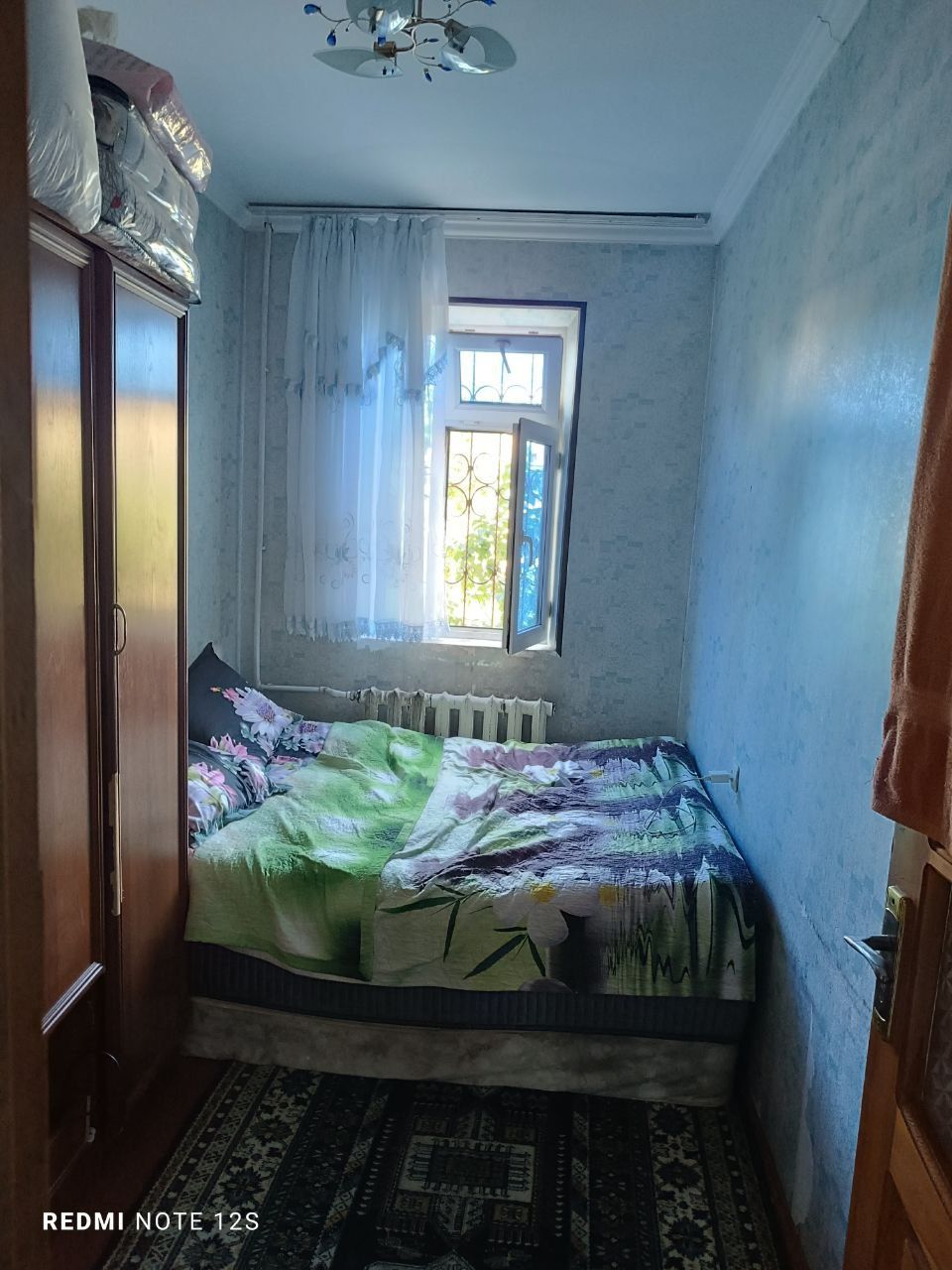 Algaritmda 3xonali uy sotiladai