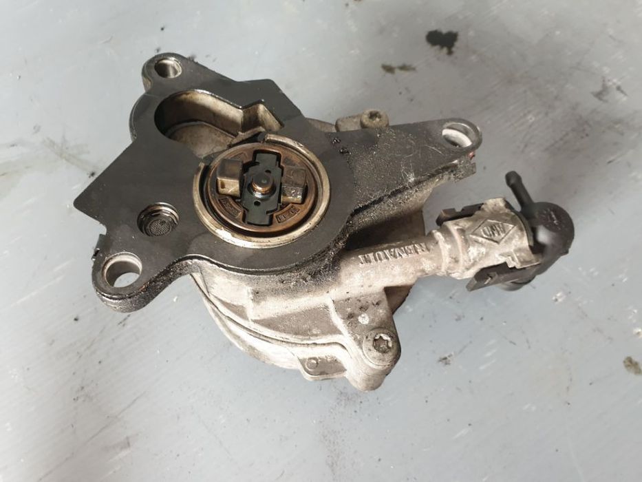 pompa vacuum renault master 3 opel movano vivarao 2.0 dci  m9r 8200520476