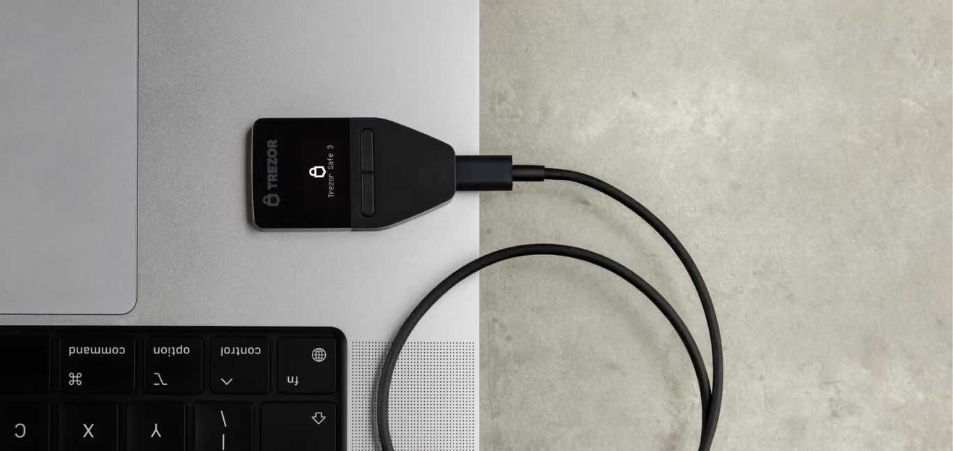 Portofel Electronic Criptomonede Trezor Safe 3