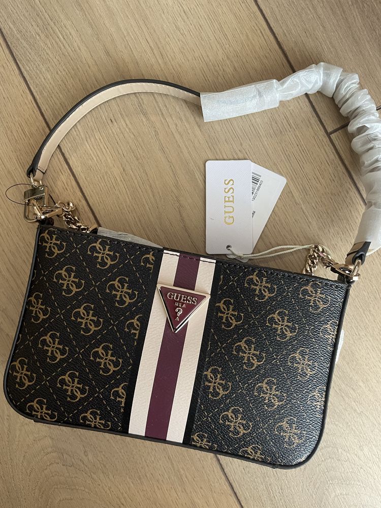 Guess чанти Нови Оригинални