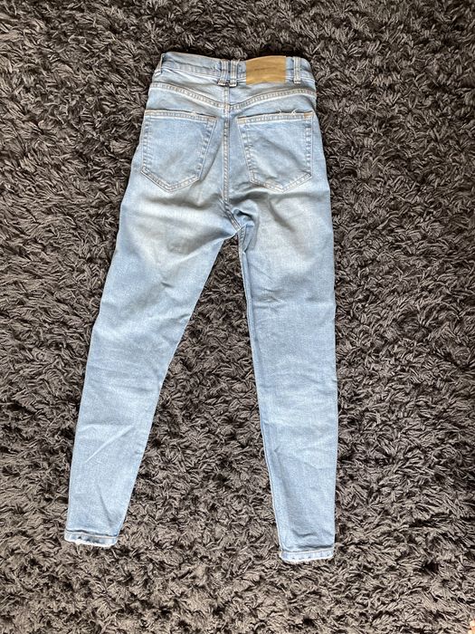 Blugi diferite modele , salopeta si gentuta