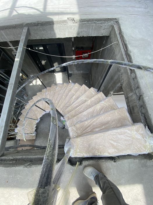 Металическая лестница