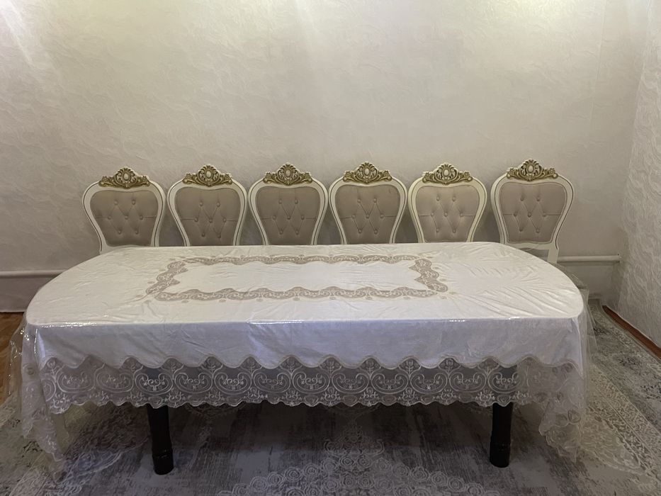 Продается стол 2,5 м и стулья 6шт