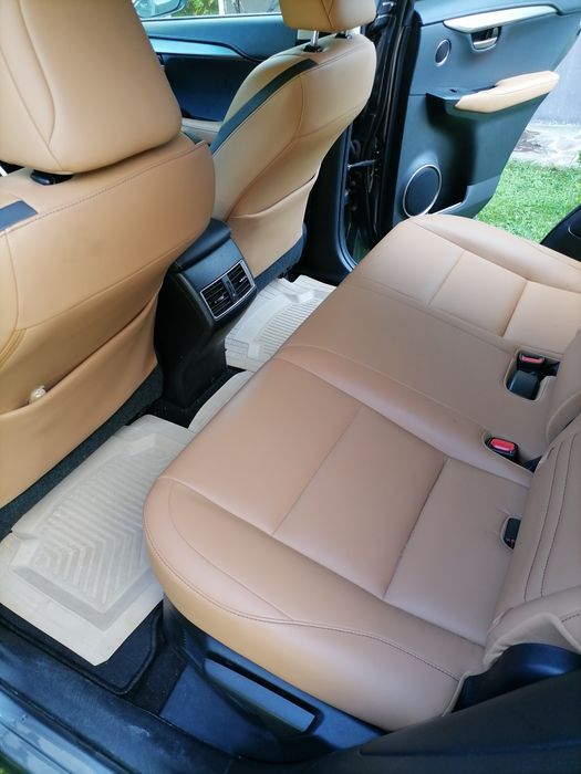 Lexus NX 300 Hybrid Impecabil