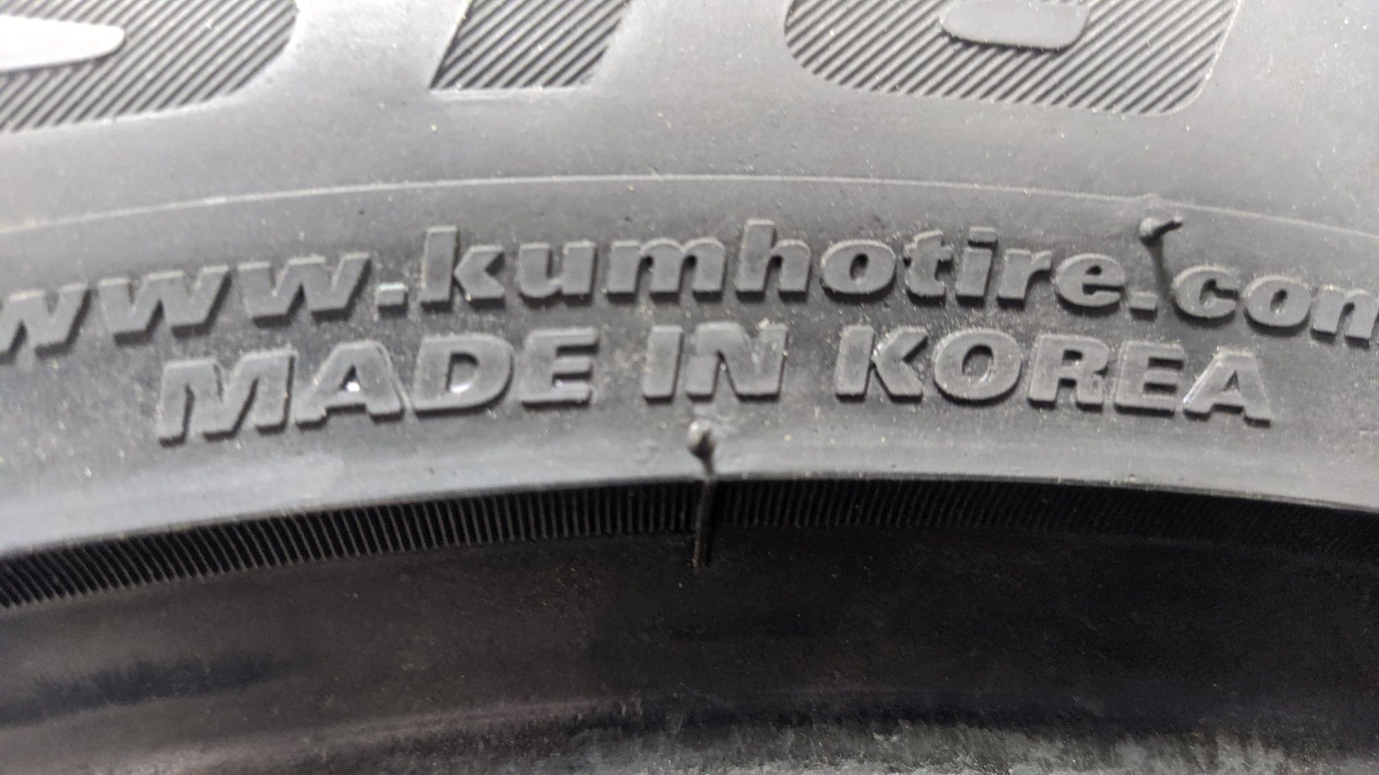 215/50R17 Kumho PS71