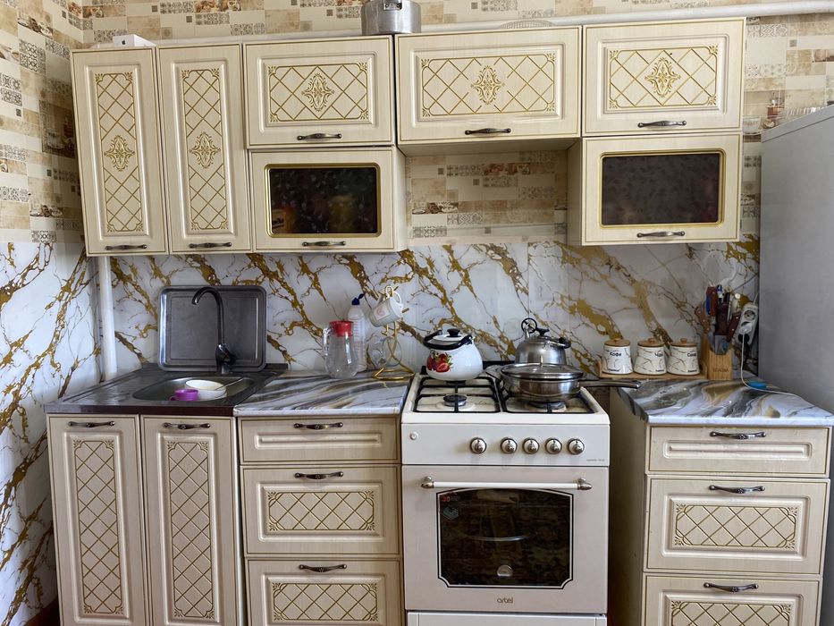 Кухонный горнитур