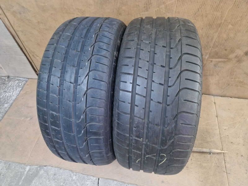 2 Pirelli R19 255/40 Anvelope de vară DOT1318
