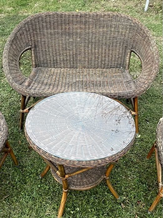 Set terasa din ratan