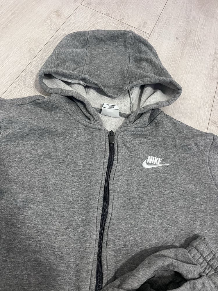 Екип Nike 158-170  отличен