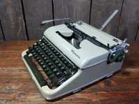 Антикварна пишеща машина  Olympia. Немска . За колекционери