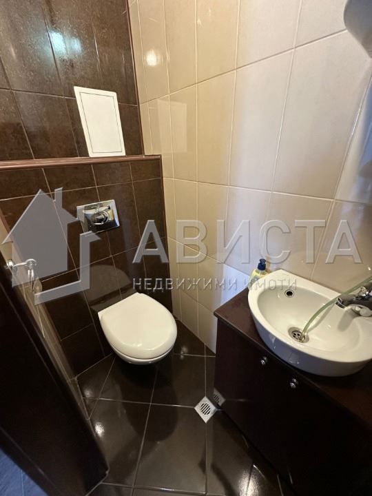 3-стаен в София-Зона Б18 площ 95 цена 700