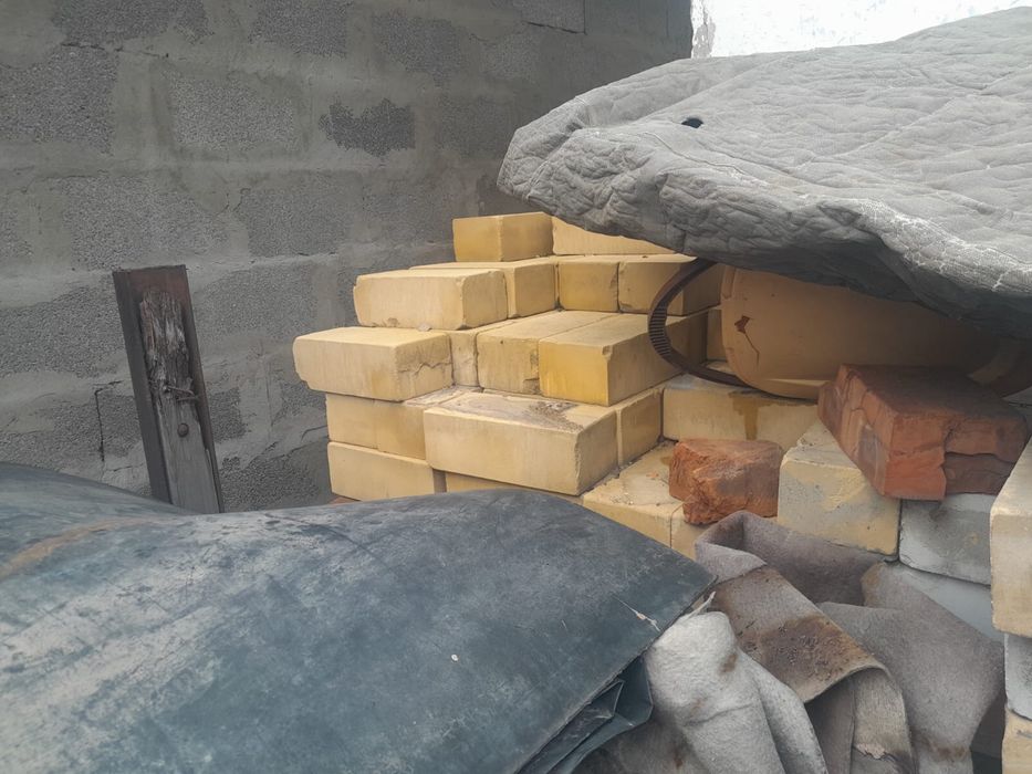 Продам кирпичи по 100тг за шт