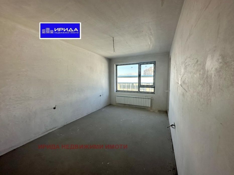 Просторен тристаен апартамент в квартал Манастирски ливади с АКТ 16!