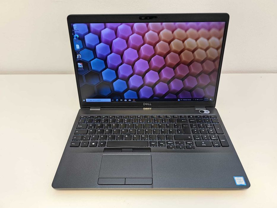 Laptop Dell Latitude 5501 i7-9850H nVIDIA impecabil GARANTIE 1 an