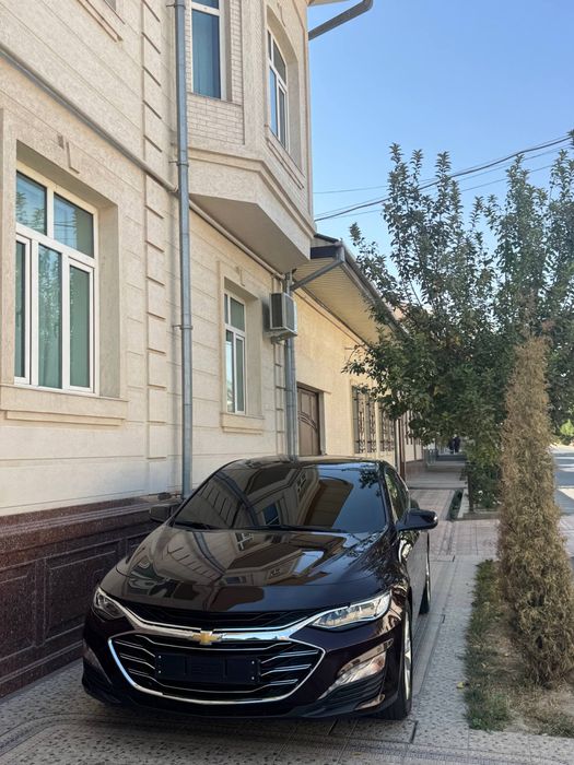 Malebu premer 2021 yil toza moshina