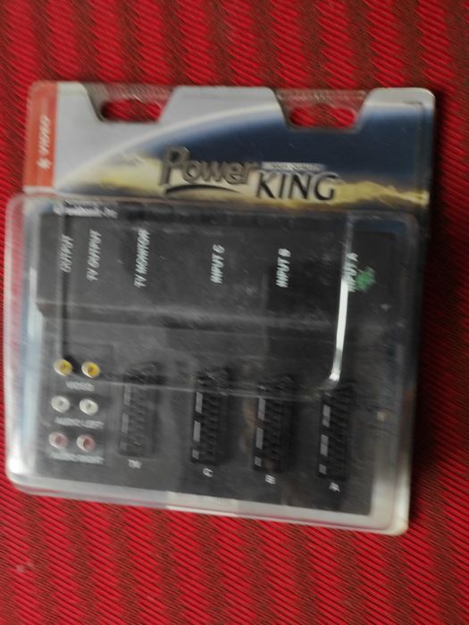 Sistem Smart centralizat de conectare și comutare AV stereo, nou in cu