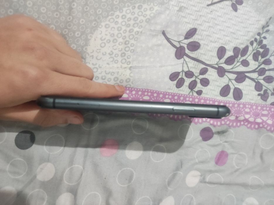 Iphone 11 128gb qora