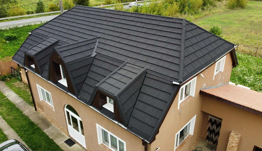 Montaj Tigla metalica acoperisuri mansardari
