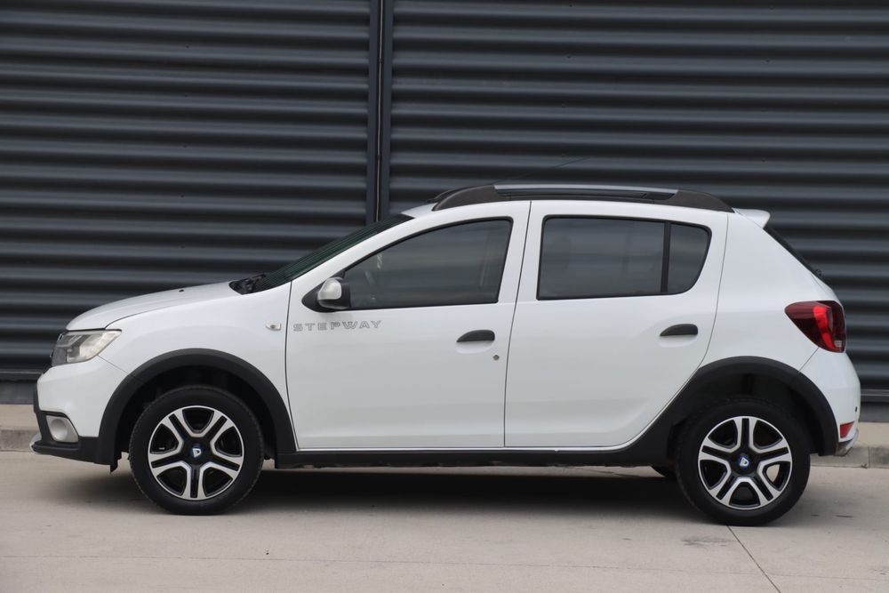 Dacia Sandero Stepway 2017 0.9 GPL 134.000 km fara daune