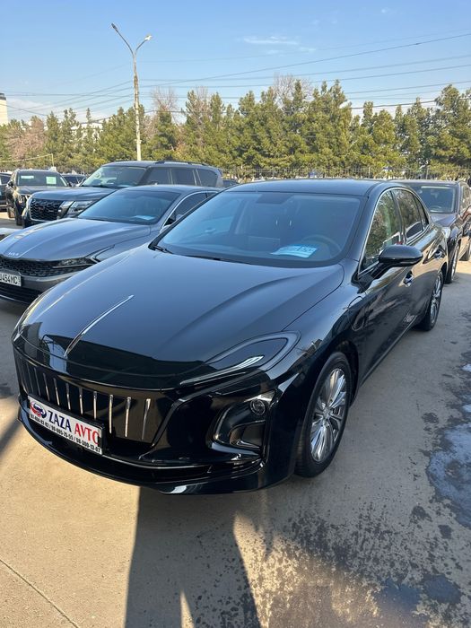 Hongqi EQM - 5 мошинани холати альо даражада