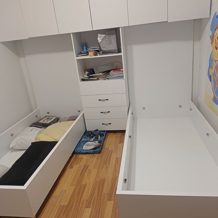 Vand set mobilier camera adolescenti 2 paturi si dulap dressing