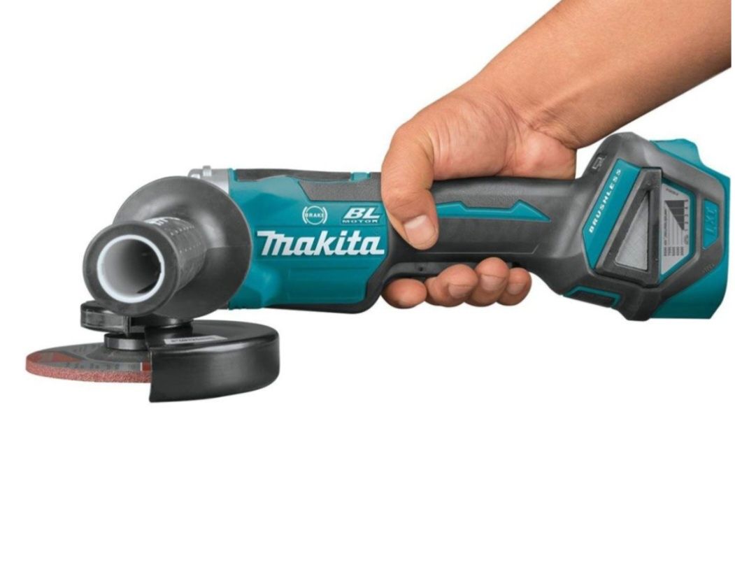 Ъглошлайф Makita DGA517Z