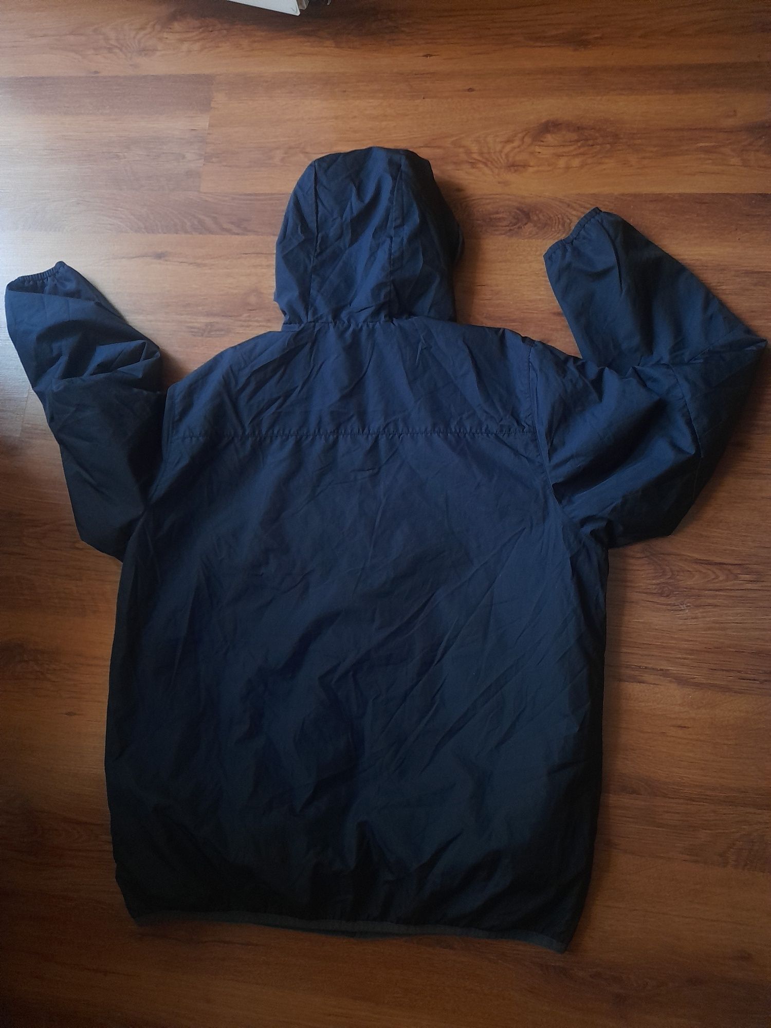 Nike мъжко яке XL размер.