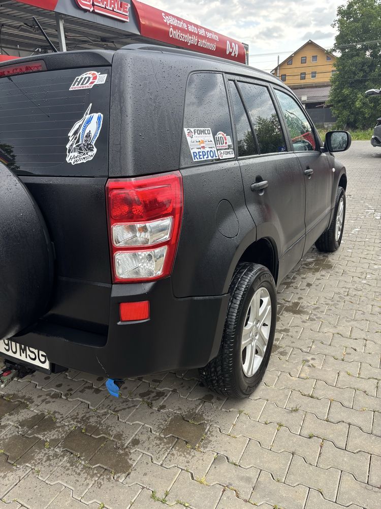 Suzuki grand vitara