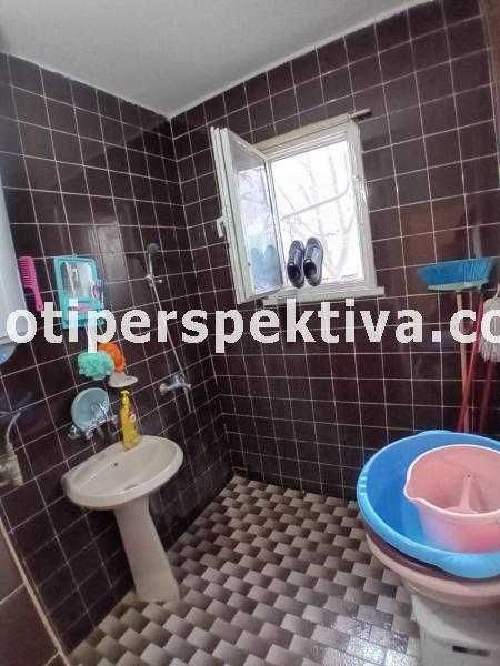 Продава се Двустаен апартамент в Пловдив, Изгрев - 60 кв.м за 1050 €/кв.м - Снимка #5