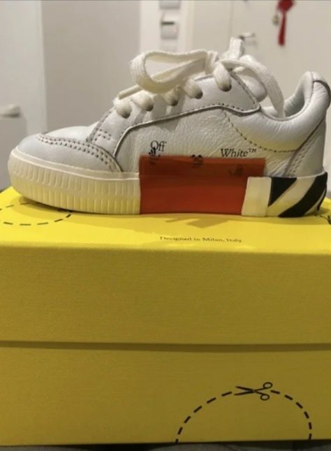 Sneakers off white mărimea 25