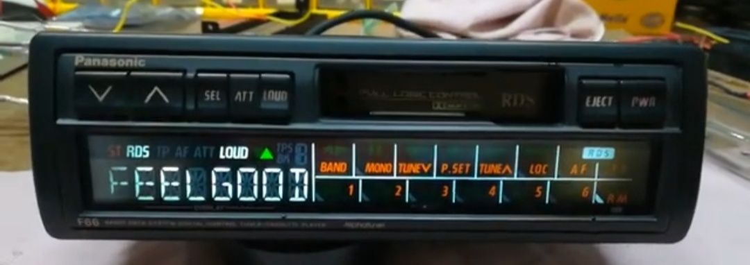 Магнитола Panasonic cq f65en