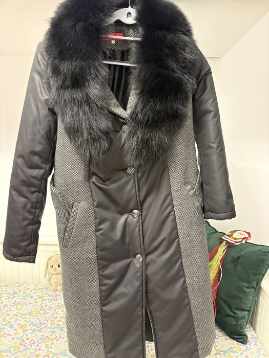 Palton dama cu guler din blana naturala