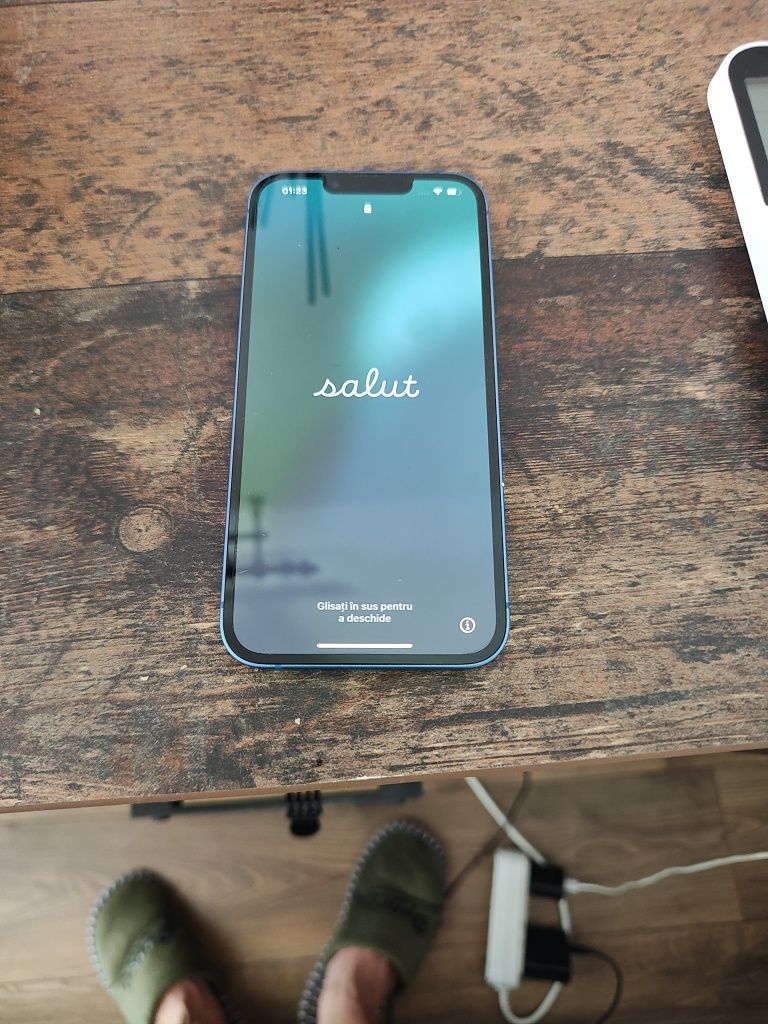 Iphone 13,fara nici o problema,stare foarte buna,huse si folie silconi