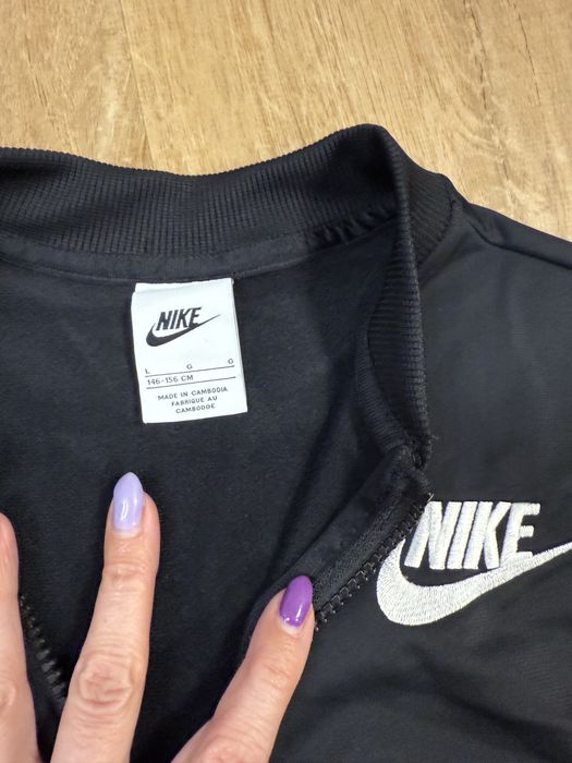 Спортен екип Nike 146-156 см.