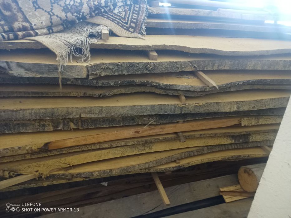 Vând scândură și dulapi de cireș