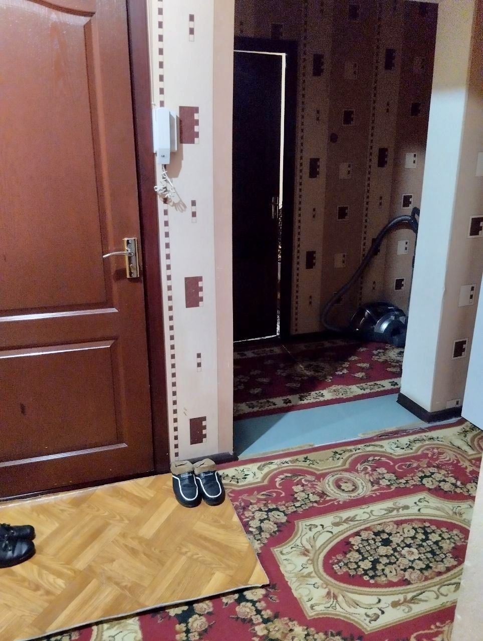 Срочно продам свой квартиру Алгоритм Кизил-Шарк 3/8/9. Ориентир Зархал