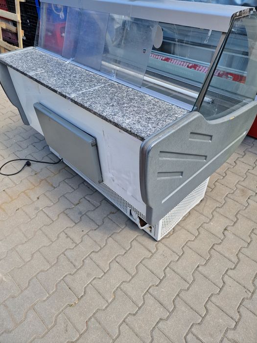 Vitrină frigorifica